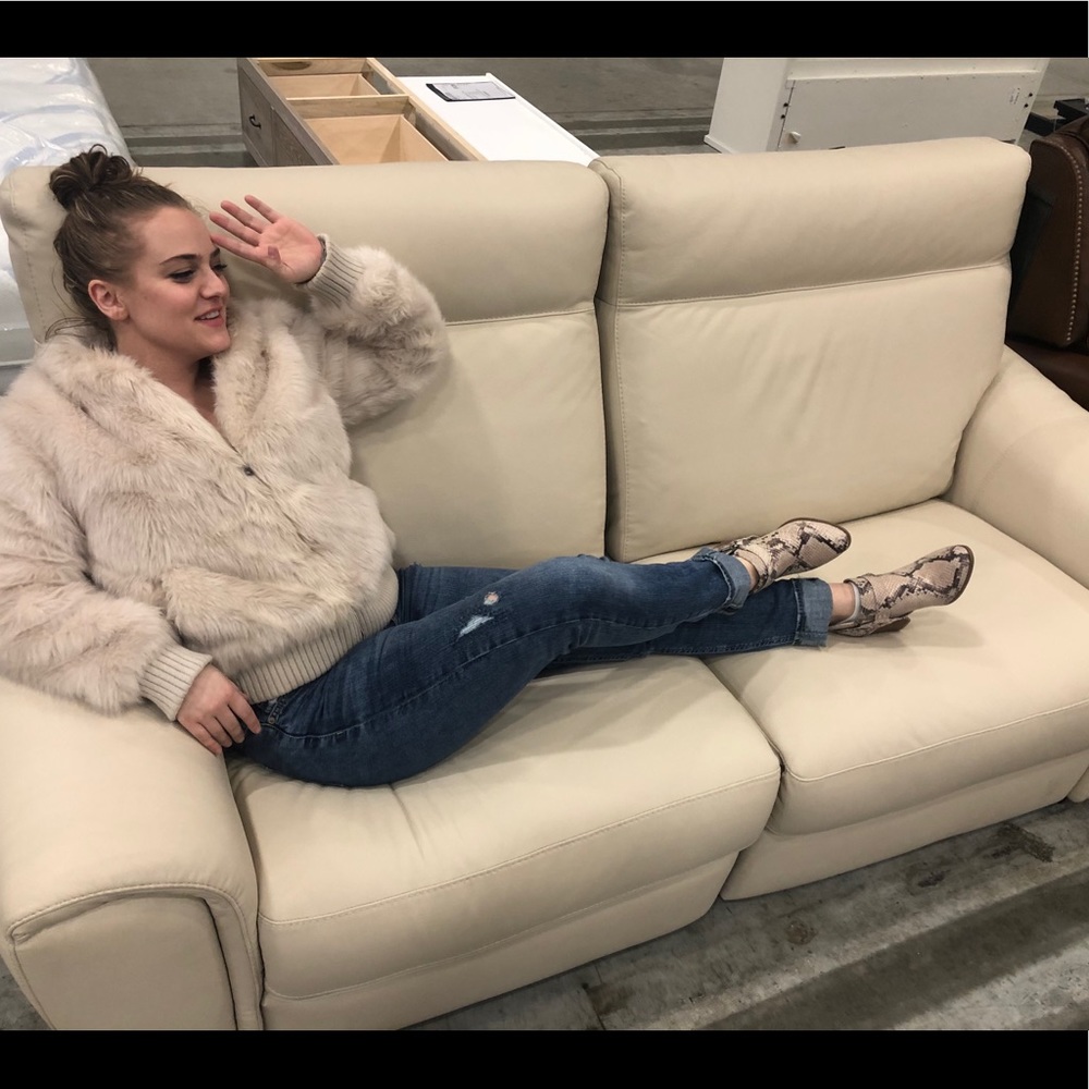 Banana republic faux cream fur coat bomber small